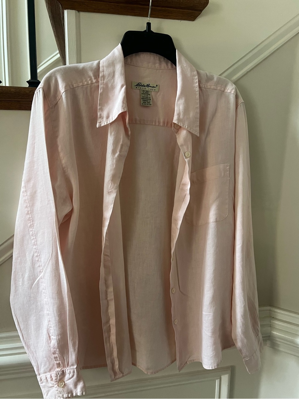 100 % Linen Eddie Bauer Light Pink Button-Down Shirt